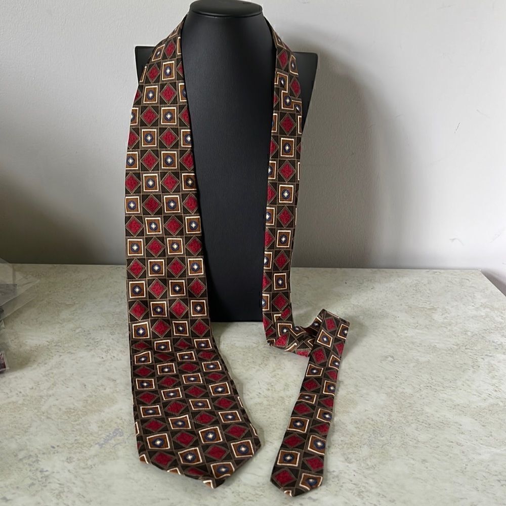 Randall Publishing Silk Tie New!